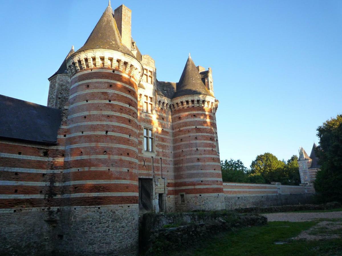 Logis de la Helberdière Cossé-en-Champagne Esterno foto