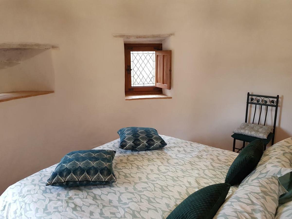 Logis de la Helberdière Cossé-en-Champagne Esterno foto