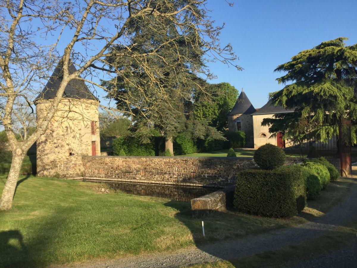 Logis de la Helberdière Cossé-en-Champagne Esterno foto