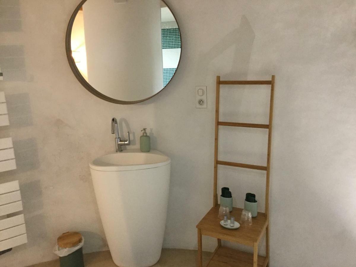 Logis de la Helberdière Cossé-en-Champagne Esterno foto